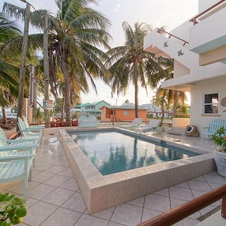 Pura Vida Inn เคย์คอล์กเกอร์ ภายนอก รูปภาพ