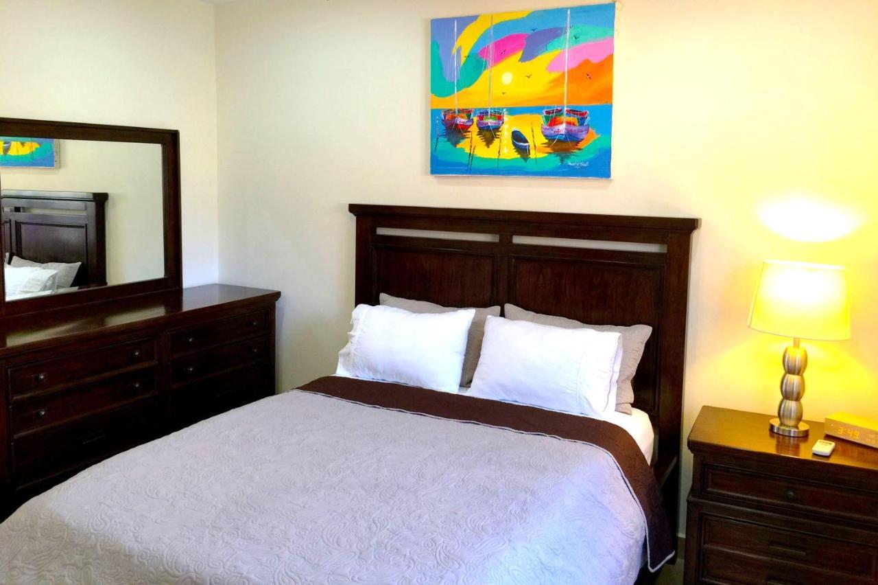 Pura Vida Inn เคย์คอล์กเกอร์ ภายนอก รูปภาพ