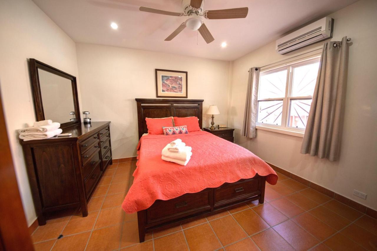 Pura Vida Inn เคย์คอล์กเกอร์ ภายนอก รูปภาพ