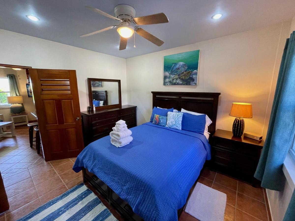 Pura Vida Inn เคย์คอล์กเกอร์ ภายนอก รูปภาพ